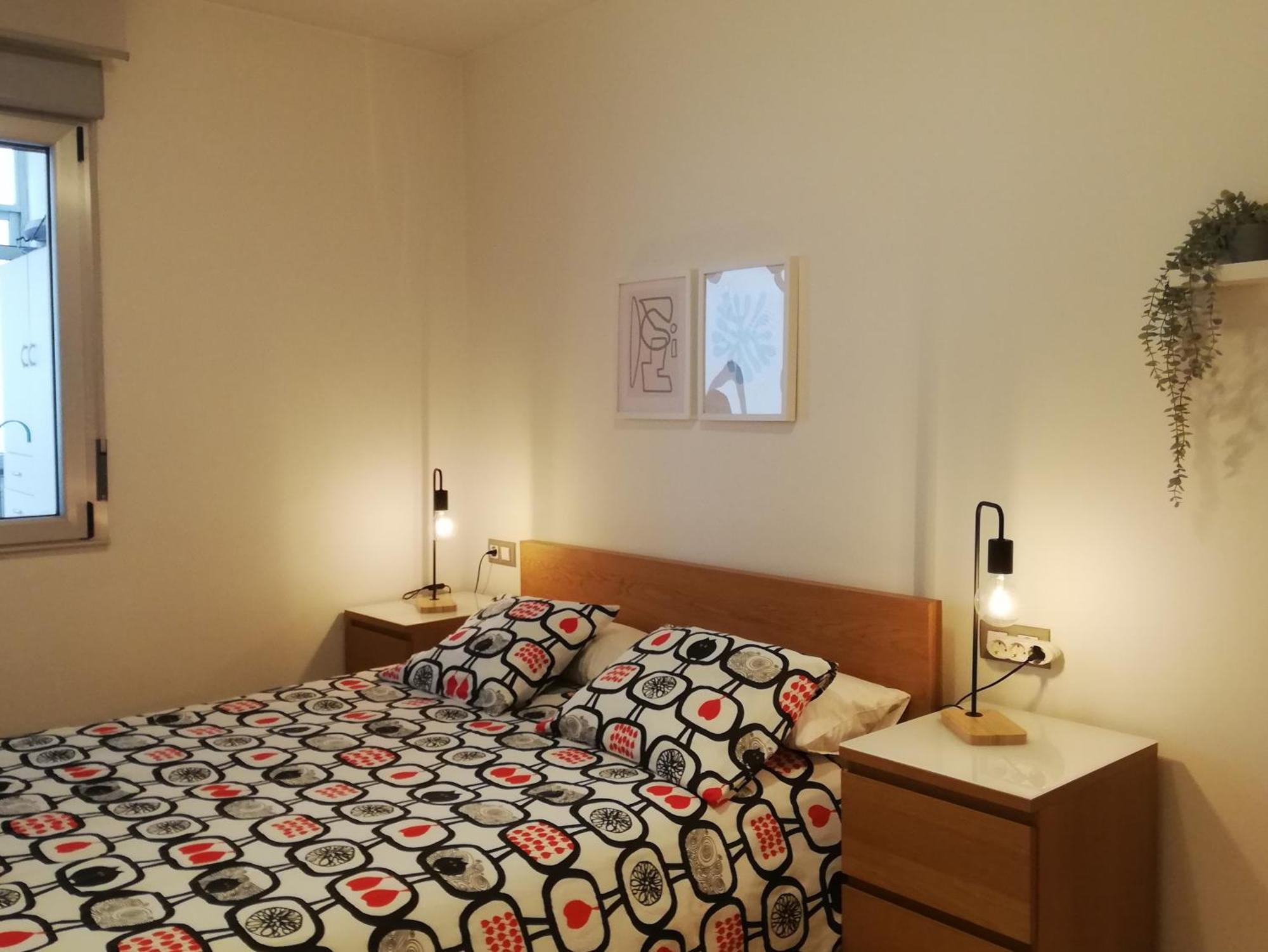 Surf And Art Apartment Parking Gratuito Oviedo Ngoại thất bức ảnh